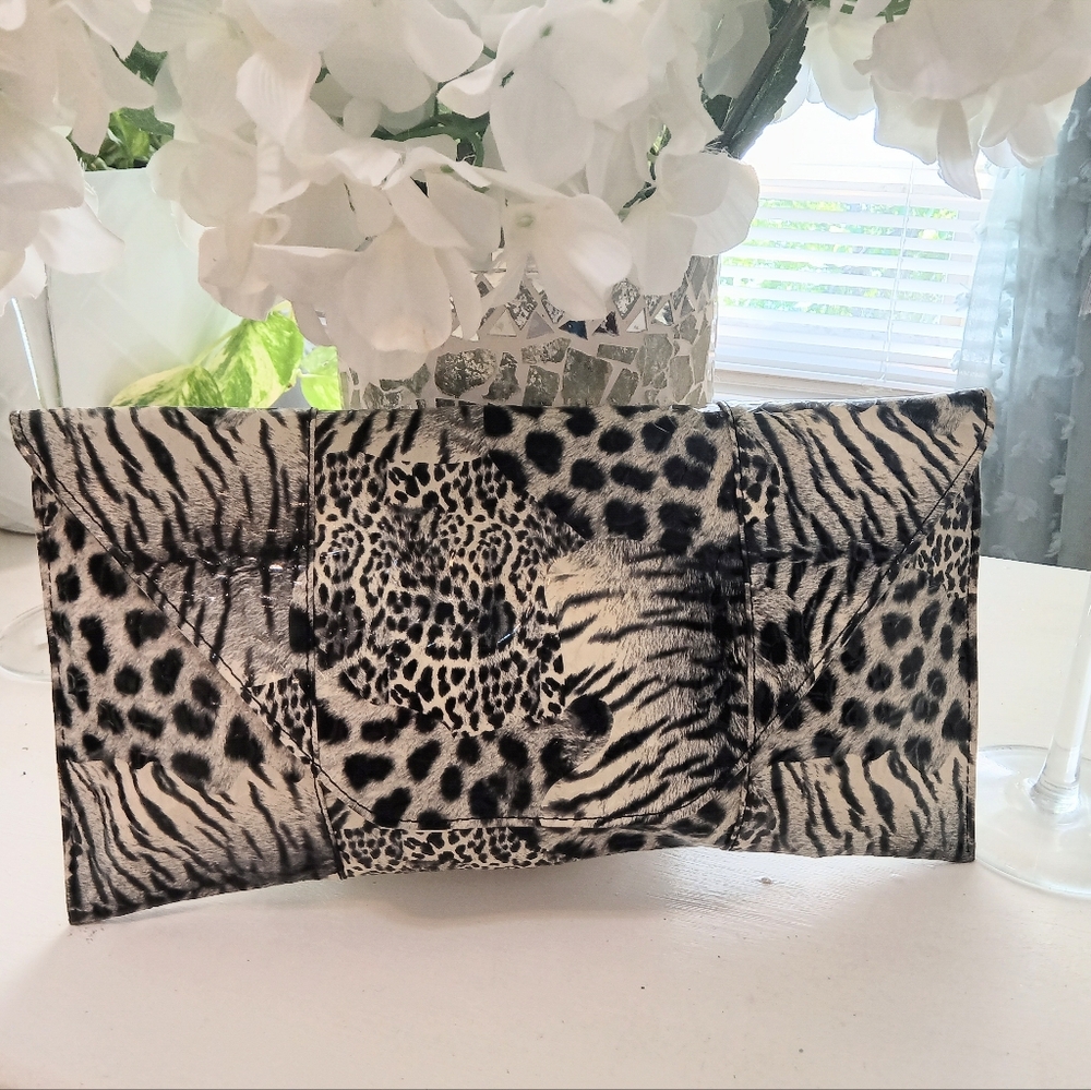 Black & White Large Patent Leopard Print Clutch